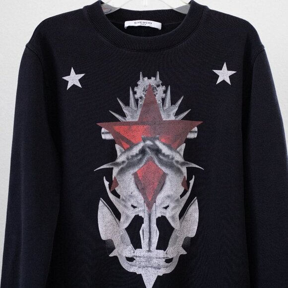 Givenchy Paris Men's Black Graphic Sweatshirt Size M Rare HTF Graphic Star Shark - Picture 2 of 10